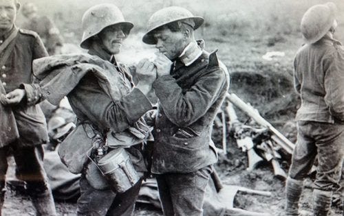 History of the Christmas Truce of 1914: Peace in the WWI Trenches | by Bill  Petro | Medium